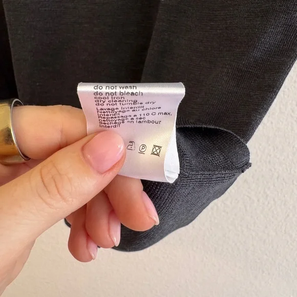 Akris Punto Charcoal Silk V-Neck Tank Top - Picture 4 of 6